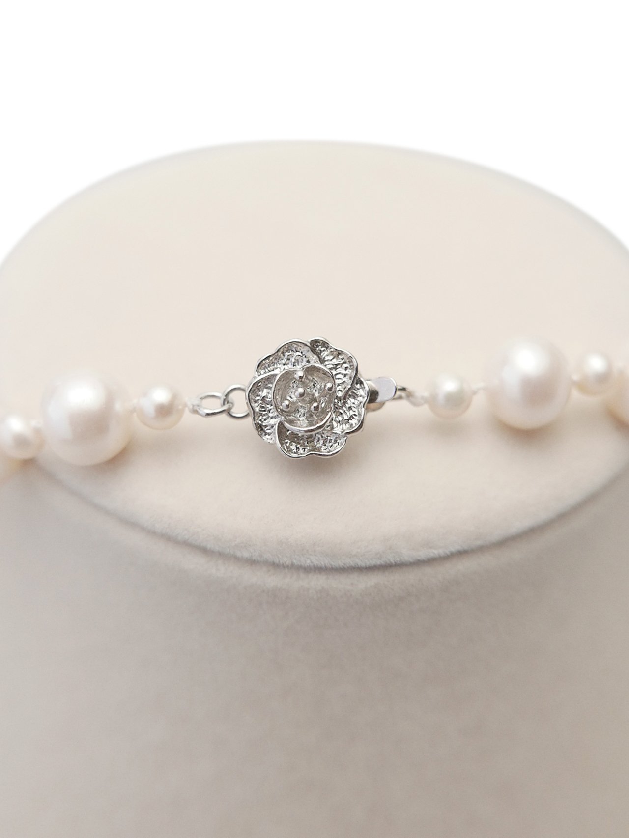 6mm , 3mm White Pearl AAA Mix together. 925 Sterling Silver
